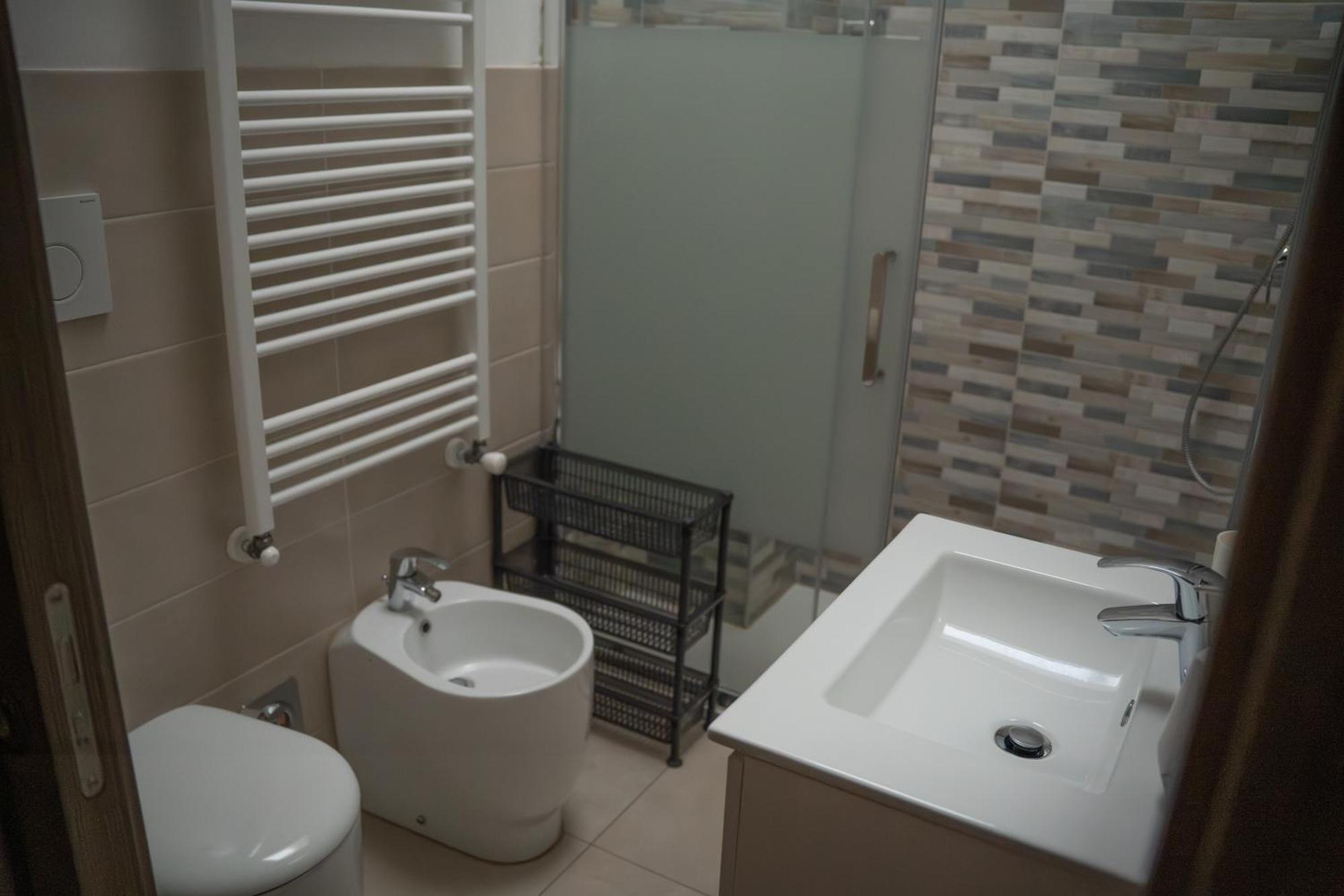 Lugaro Guest House 都灵 外观 照片